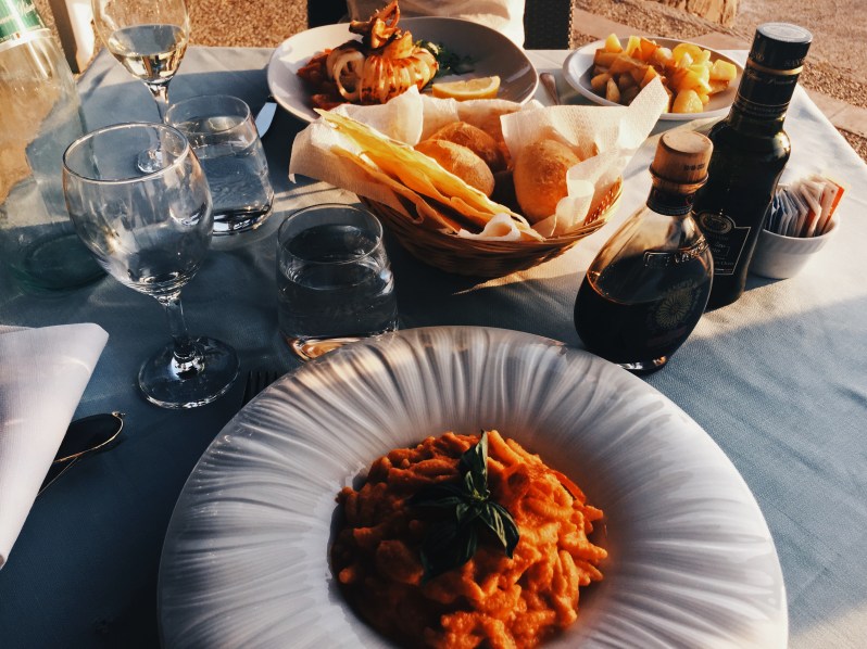 Processed with VSCOcam with hb2 preset